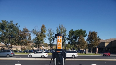 FivePoint Trailhead Santa Clarita Photo