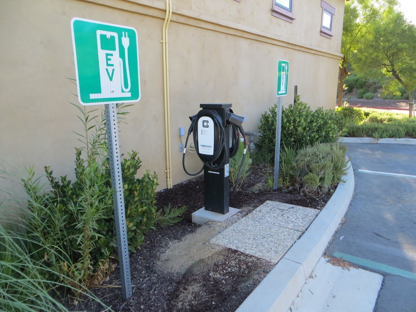 TPC Golf Course Commercial Electricians in Santa Clarita